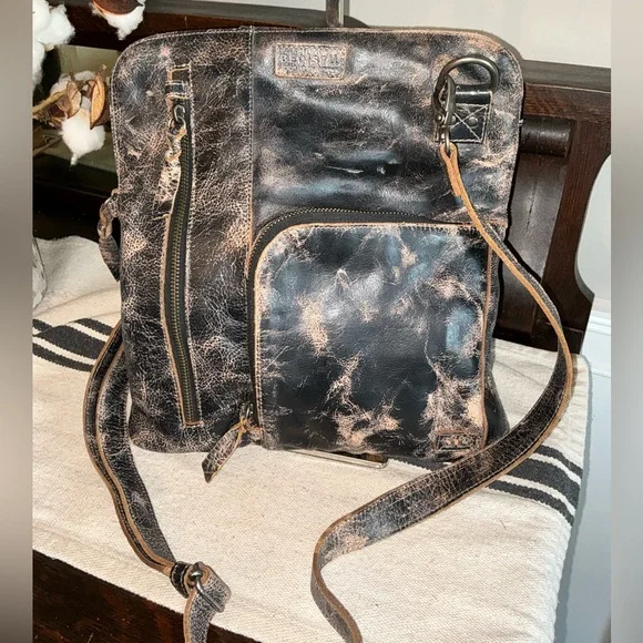 NWOT Bed Stu Leather Aiken 2 Way Crossbody Bag Black Rustic Retail $265 - Picture 1 of 13